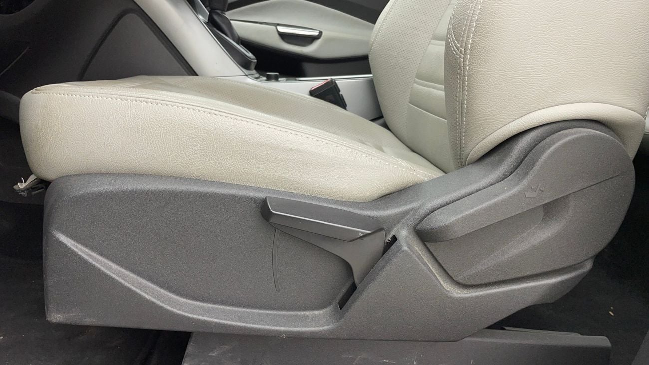 Ford Escape SE 2.5 | Zero Down Payment | Home Test Drive