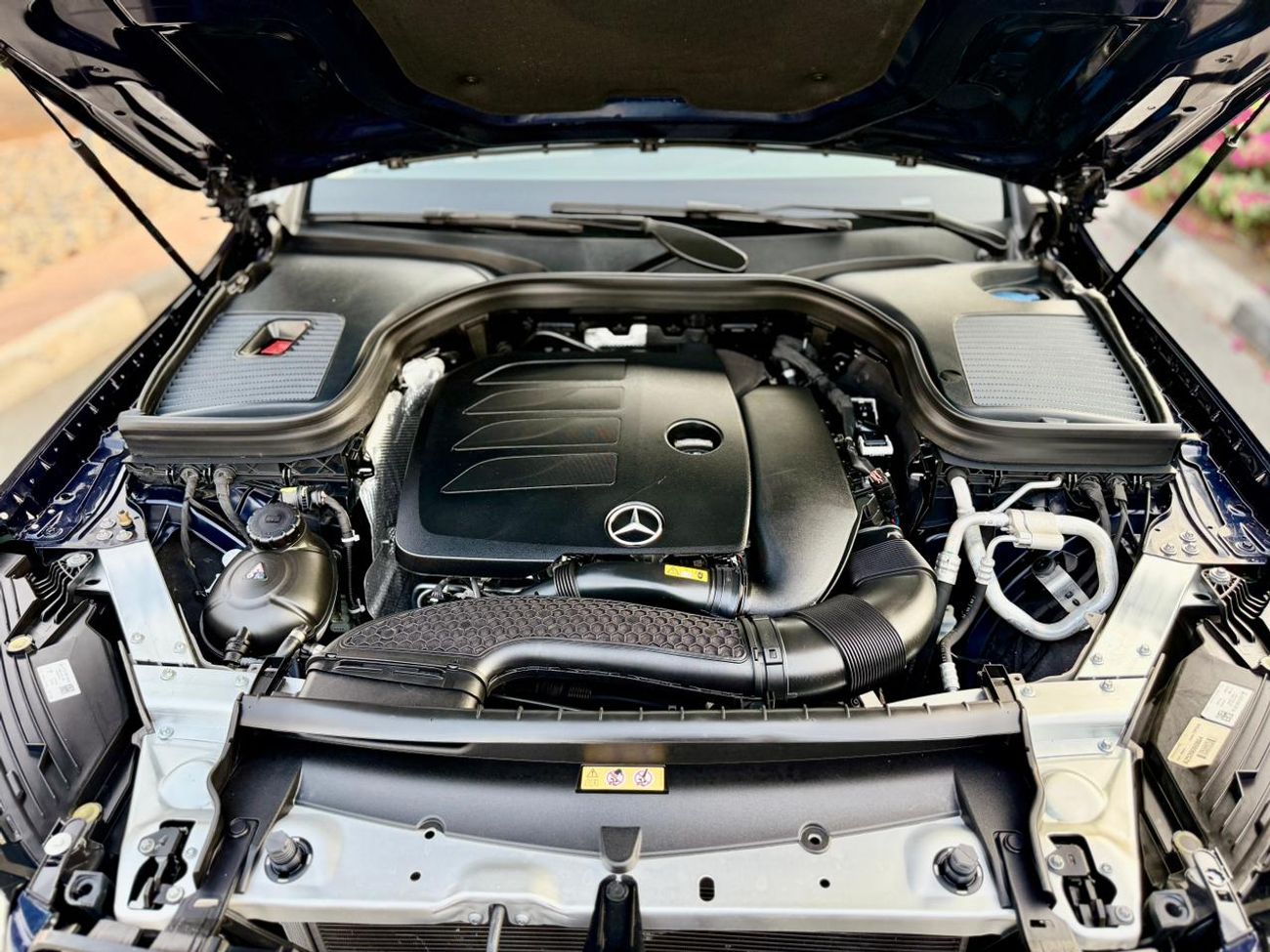 Mercedes-Benz GLC 300 Std 2.0L