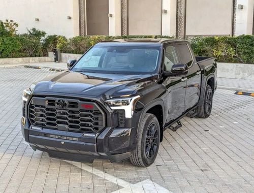 تويوتا تاندرا Toyota Tundra Crewmax Limited 2022MODEL 3.5L V6 petrol Engine with AWD 4x4, push start Transmission