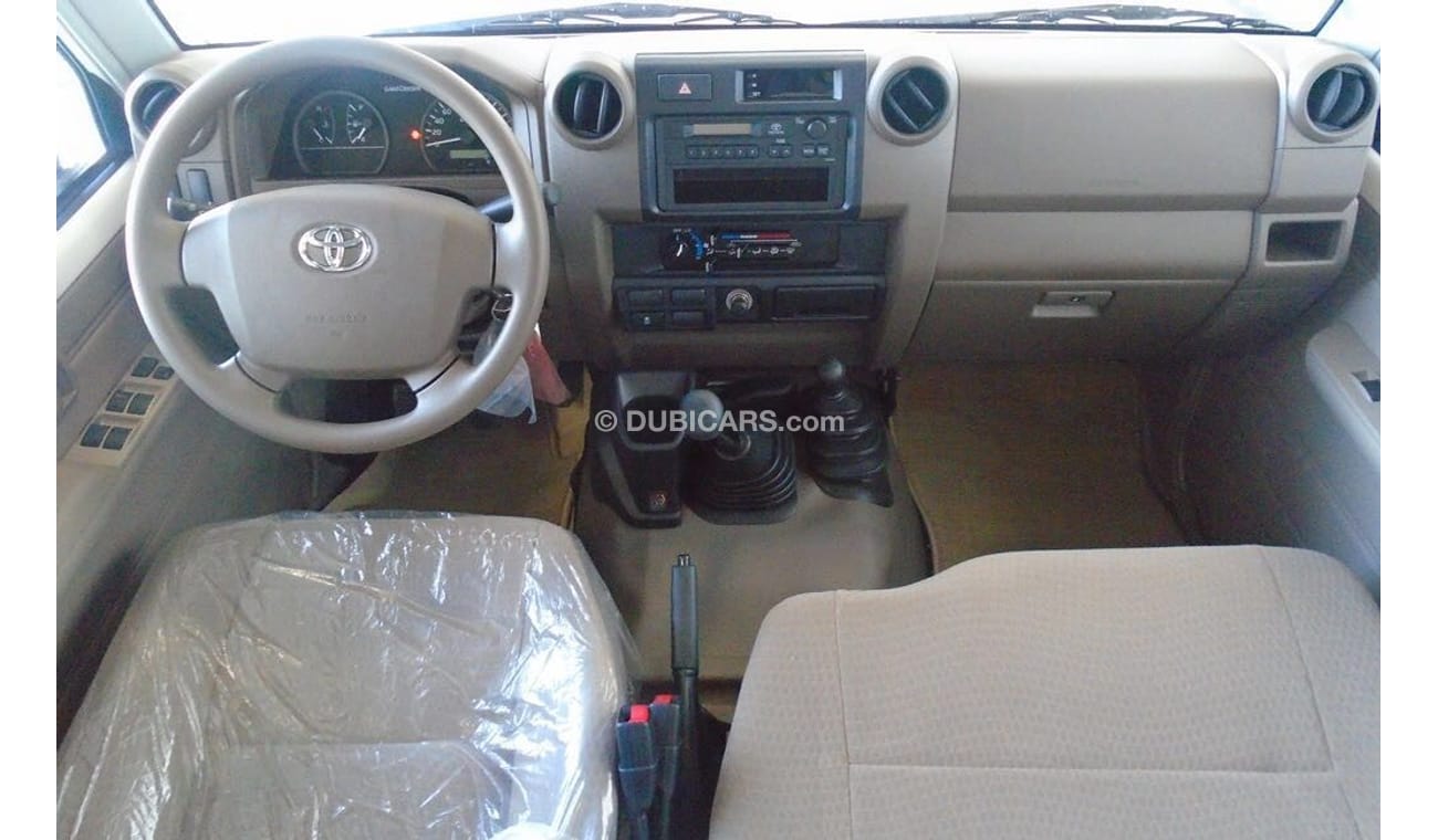 تويوتا لاند كروزر بيك آب VDJ79 4.5L DIESEL DOUBLE CABIN
