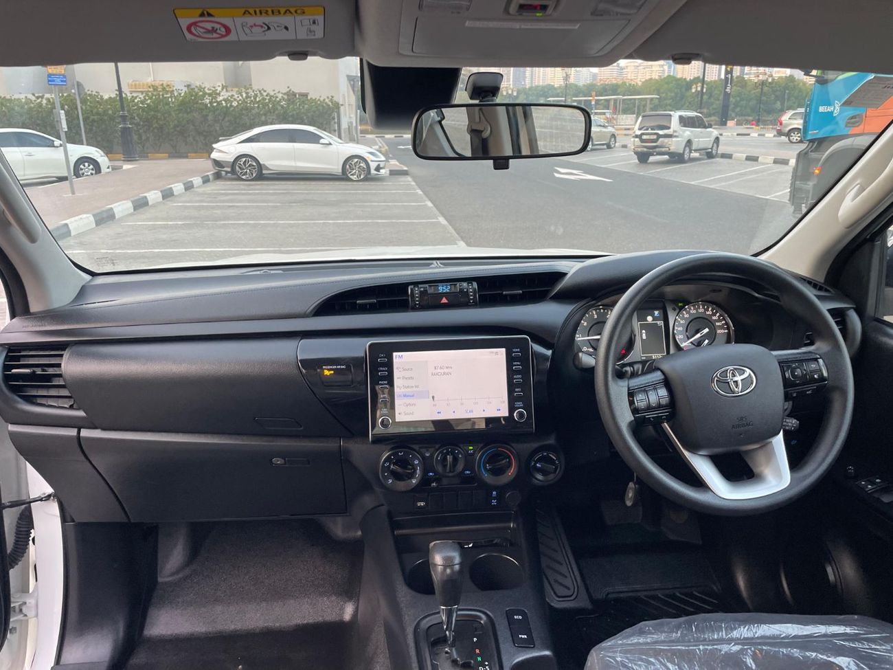 تويوتا هيلوكس Toyota Hilux SR Extra cab (Australia) Engine: 2.8 L Turbo Diesel 4x4  (Export from Australia)