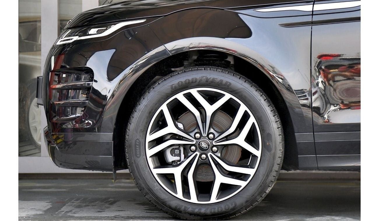 لاند روفر رانج روفر إيفوك P250 SE Dynamic 2025 EXPORT ONLY