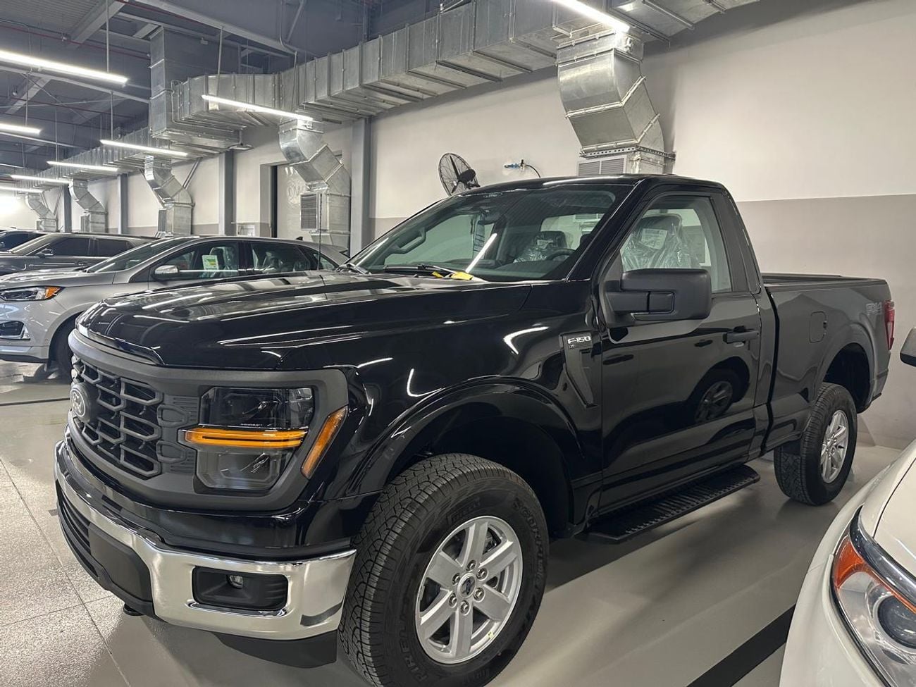 Ford F-150 XL REG/CAB FX4