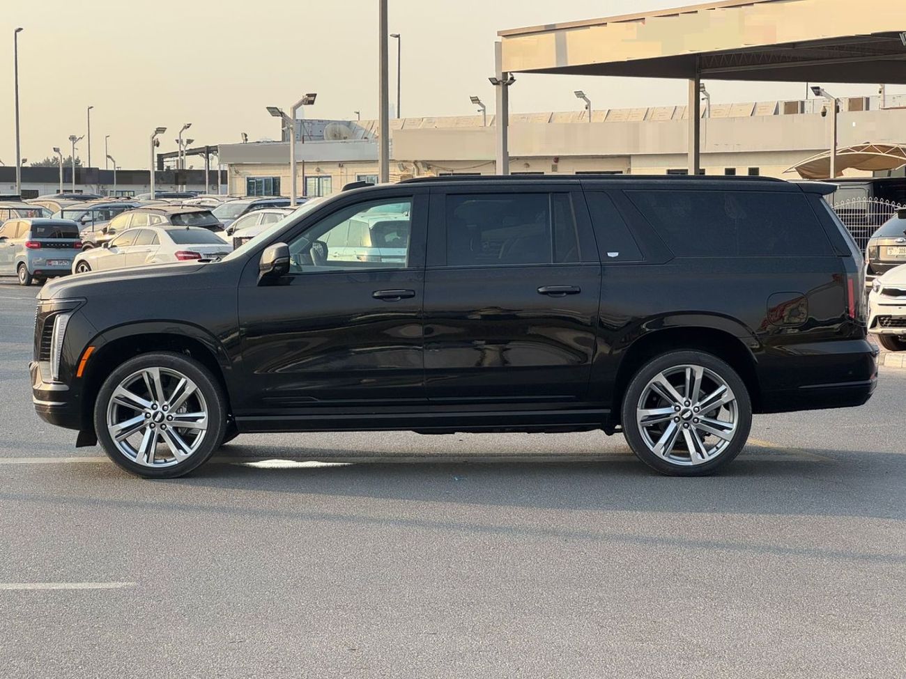 Cadillac Escalade 2025 Cadillac Escalade ESV Sport Platinum 6.2L 4WD