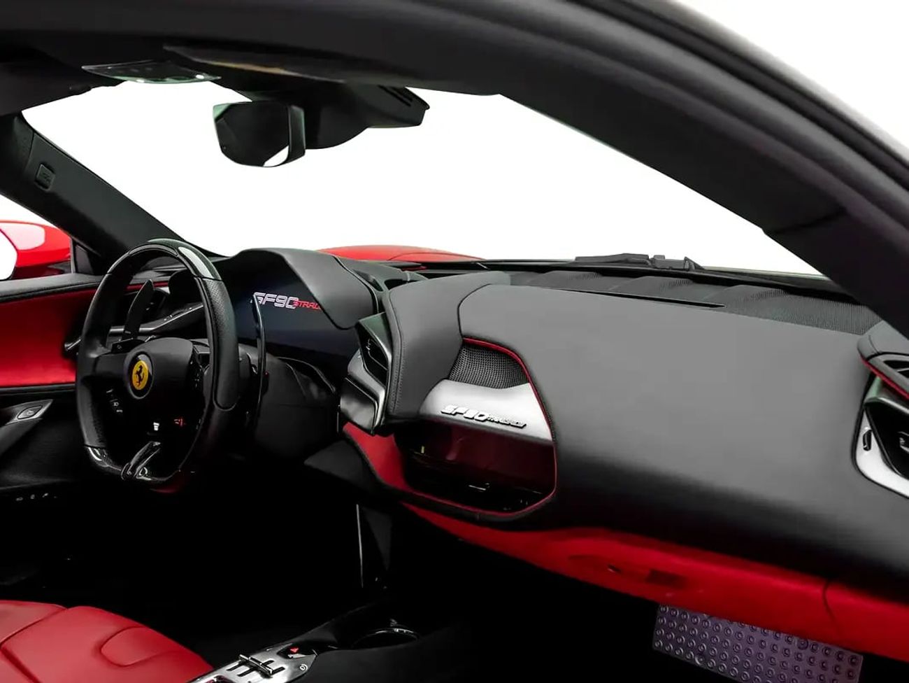 فيراري SF90 ستراديل | GCC Spec | With Service Contract