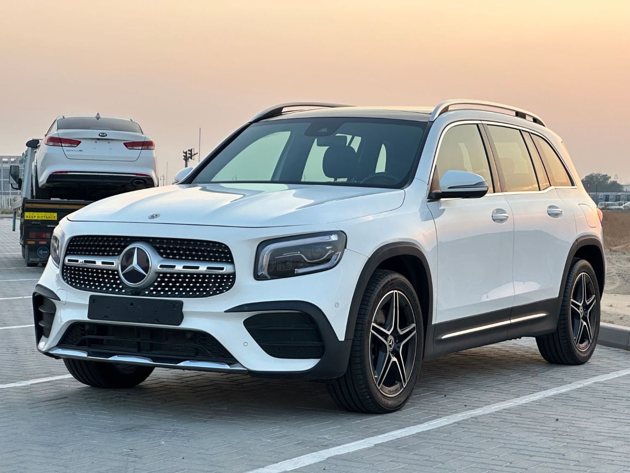 مرسيدس بنز GLB 250 4MATIC