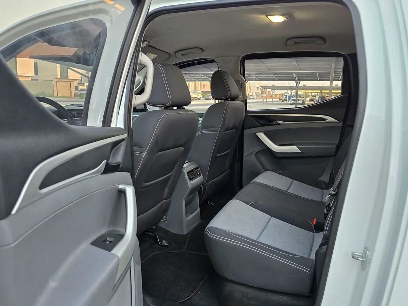 Maxus T60 Luxury Chinese Specs