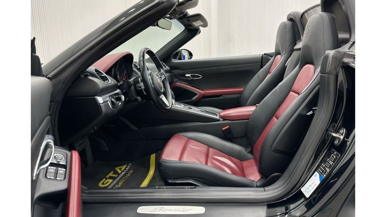 Porsche 718 Boxster Std 2017 Porsche 718 Boxster, Warranty, Full Porsche Service History, Excellent Condition, GCC