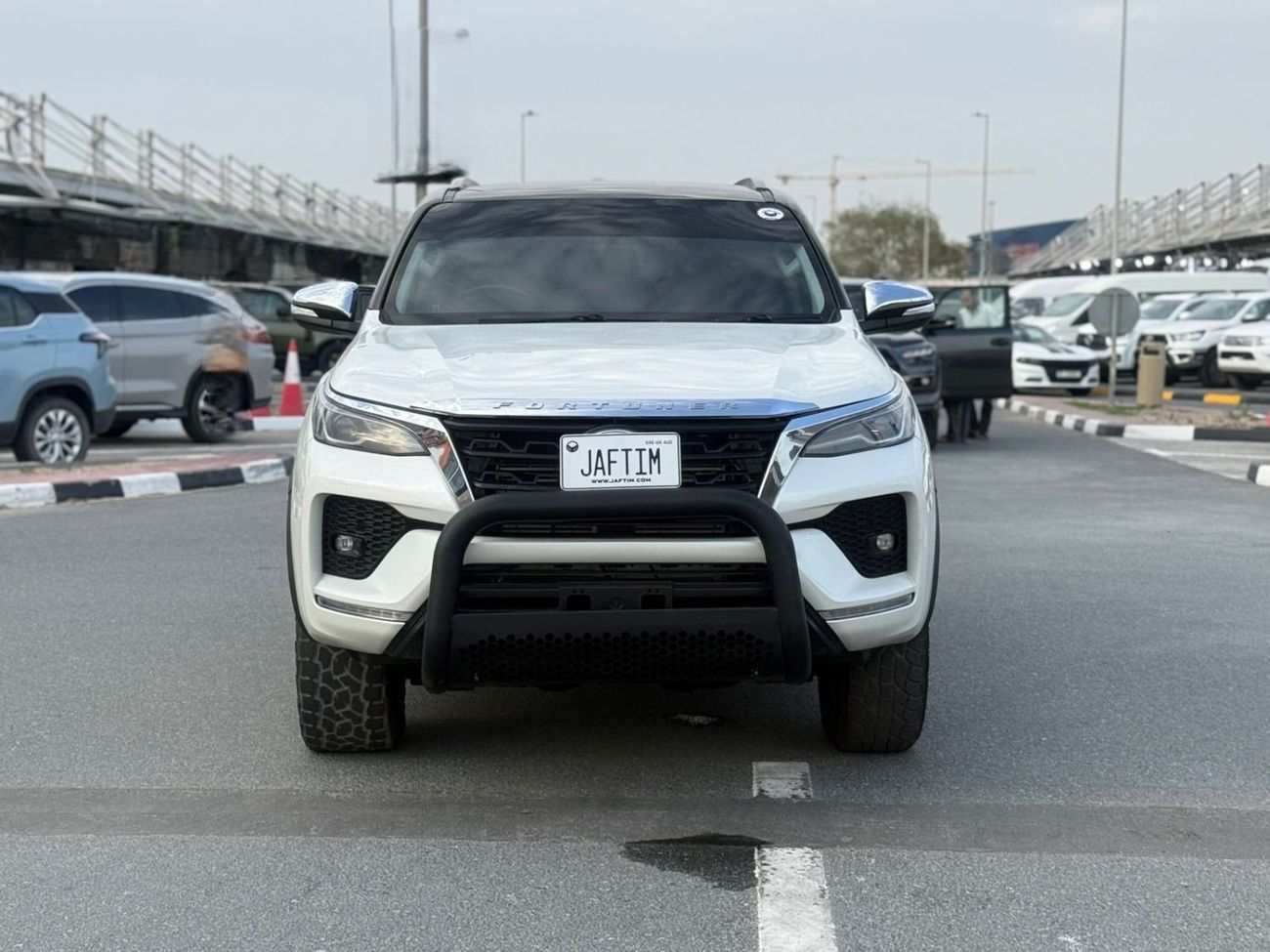 تويوتا فورتونر 2016 | 2.8L DIESEL ENGINE | AT | RHD | HEAVY NUDGE BAR | PADDLE SHIFTER | PUSH START ENGINE | CRUISE