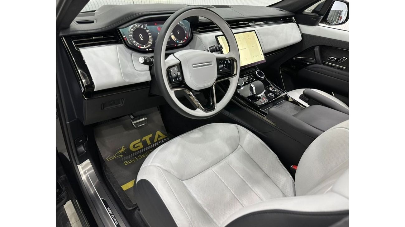 Land Rover Range Rover Sport 2023 Range Rover Sport P530 V8 First Edition, Apr 2028 RR Warranty + June 2028 RR Service Pack, GCC