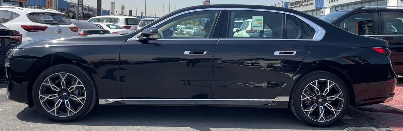 BMW 735 i Under Warranty & Service 2026 GCC