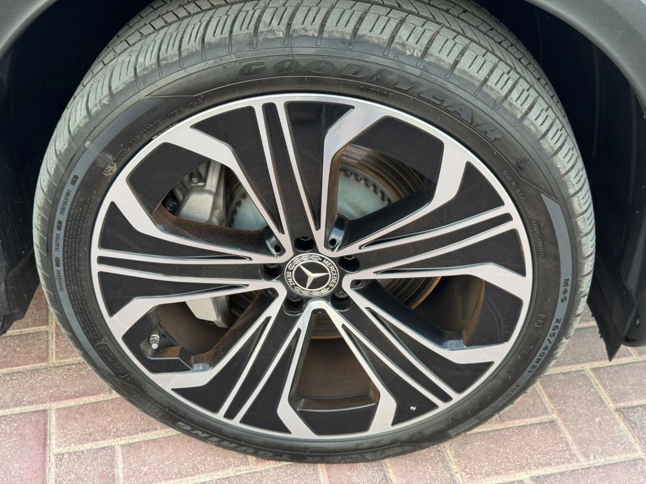 Mercedes-Benz EQE 350 SUV MERCEDES-BENZ EQE 350 SUV | 4 MATIC, FULL OPTION | FOR UAE +10% VAT & CUSTOMS