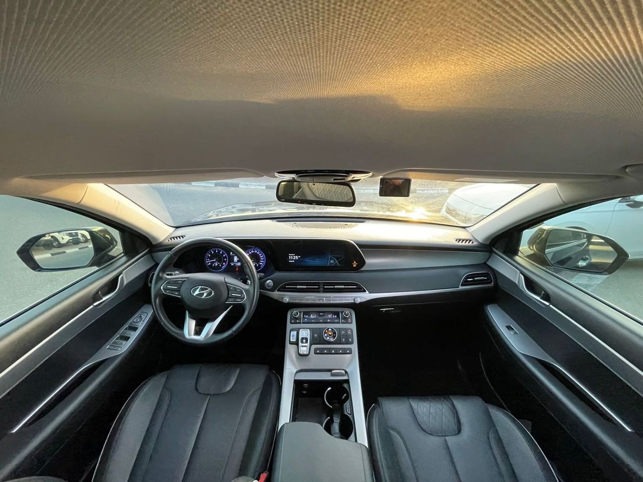 Hyundai Palisade 2021 Hyundai Palisade SEL premium 3.8L V6 - 4x4 AWD -korean Specs Orignal Paint With  Parking sensor