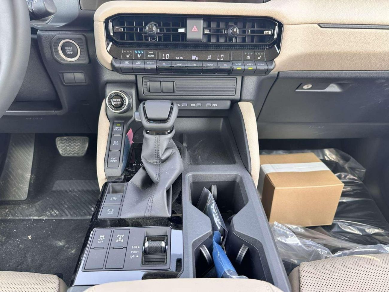 تويوتا برادو TOYOTA LAND CRUISER PRADO 2.4L 4WD PETROL SUV 2024