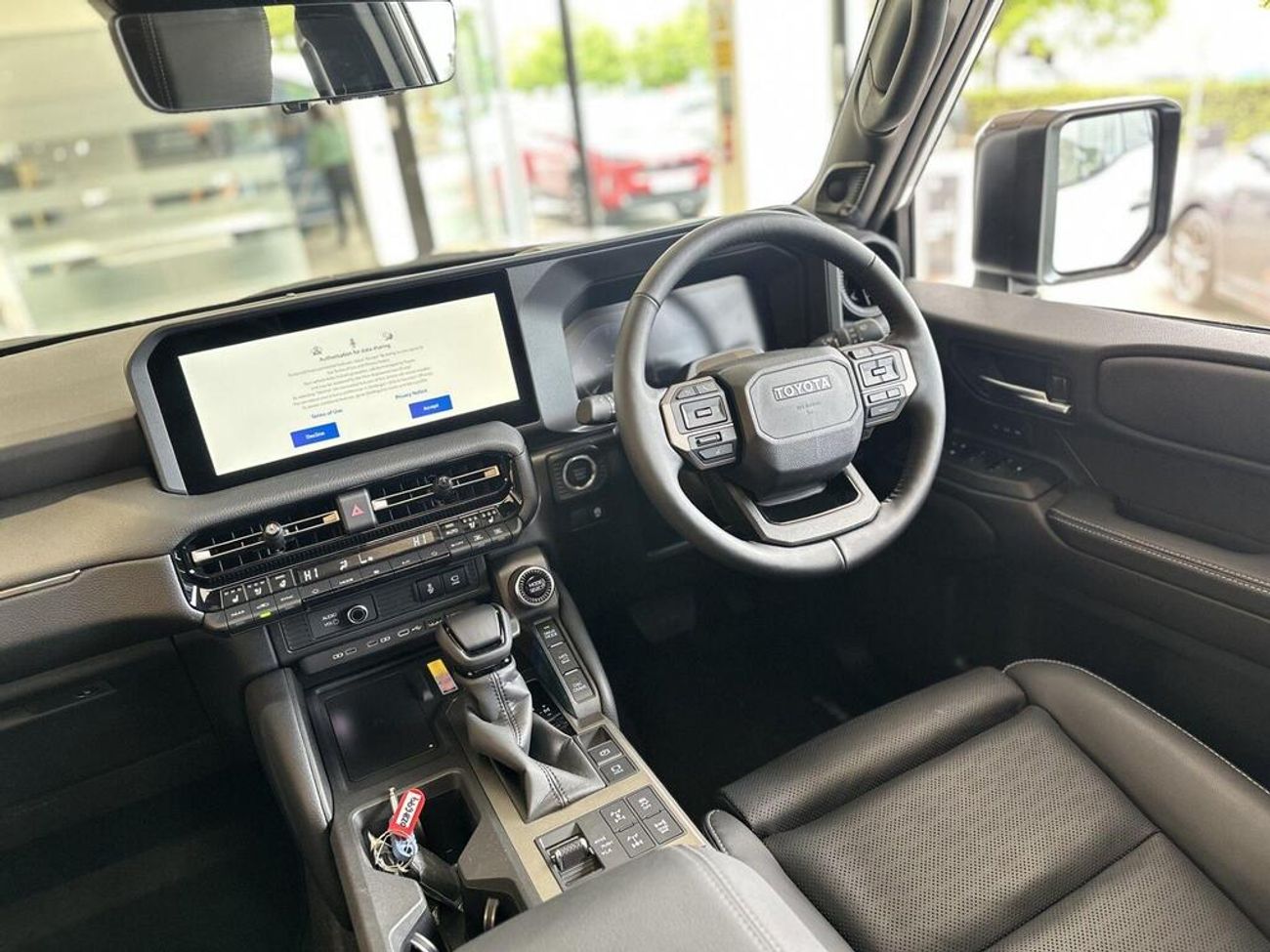 Toyota Land Cruiser 2.8D MHEV Invincible Auto 4WD Euro 6 (s/s) 5dr (LWB) (EXPORT ONLY) Right Hand Drive