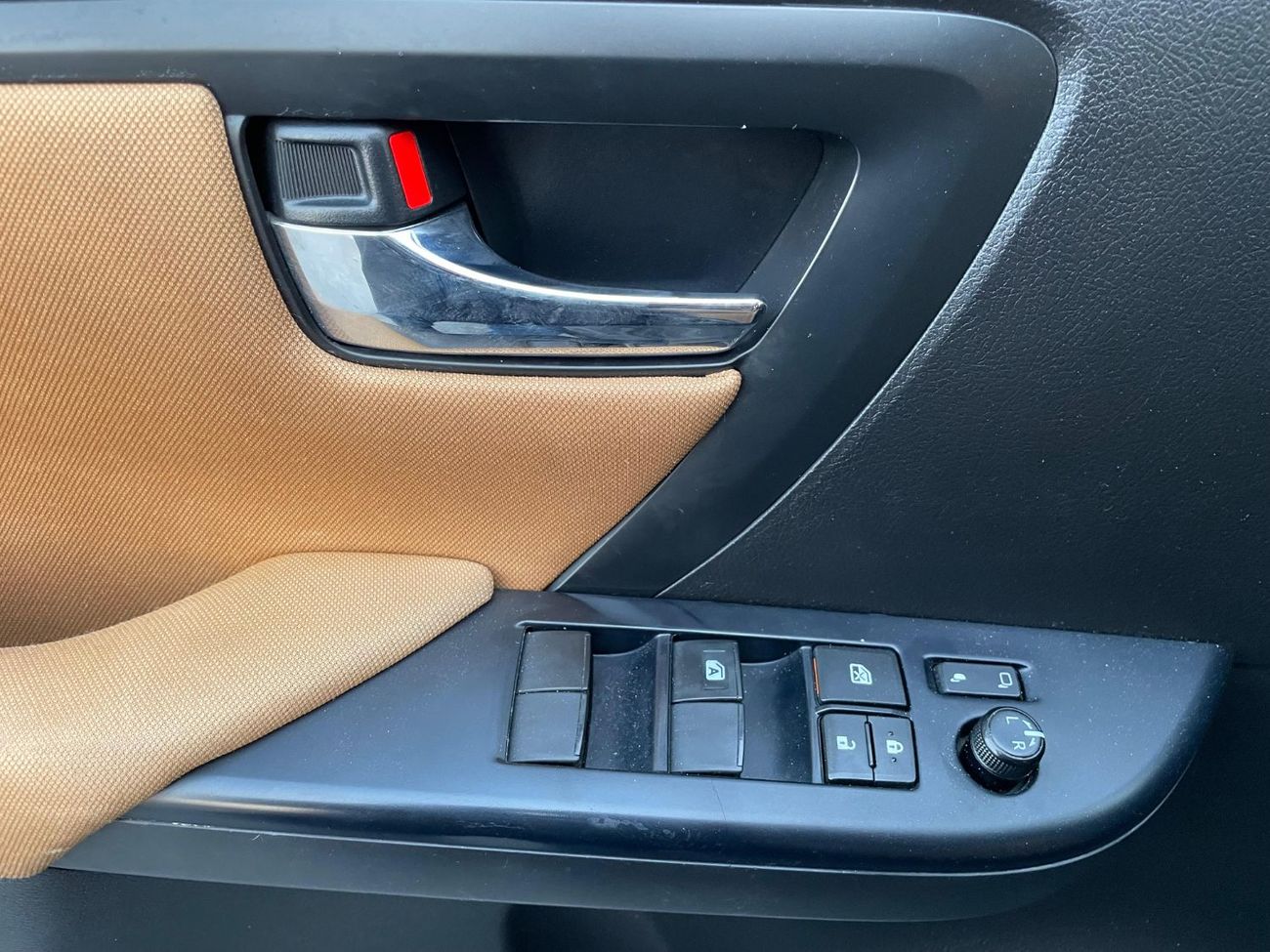 Toyota Fortuner EXR 2.7L (160 HP)