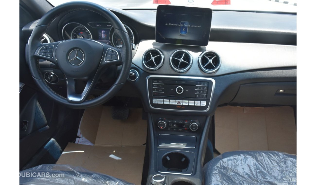 مرسيدس بنز GLA 250 MERCEDES GLA 250 WHITE / 2018