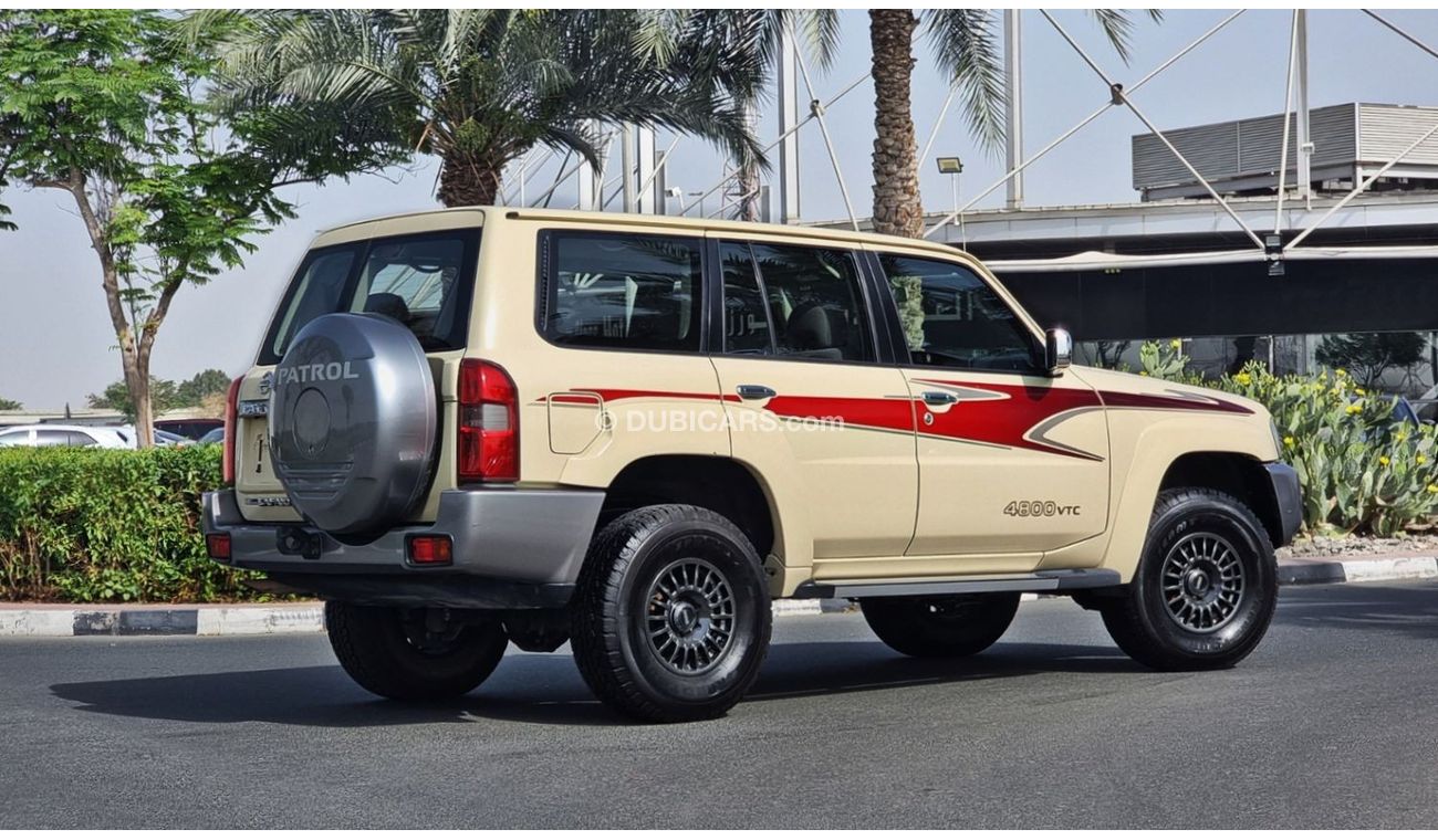 نيسان باترول سفاري 4.8L-2017-6 Cylinder - Manual Transmission - Pristine condition with Braid wheels and Gas Suspension