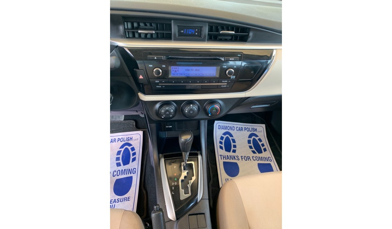 Toyota Corolla Toyota Corolla  model 2015 Gcc very celen car price 30,000 km