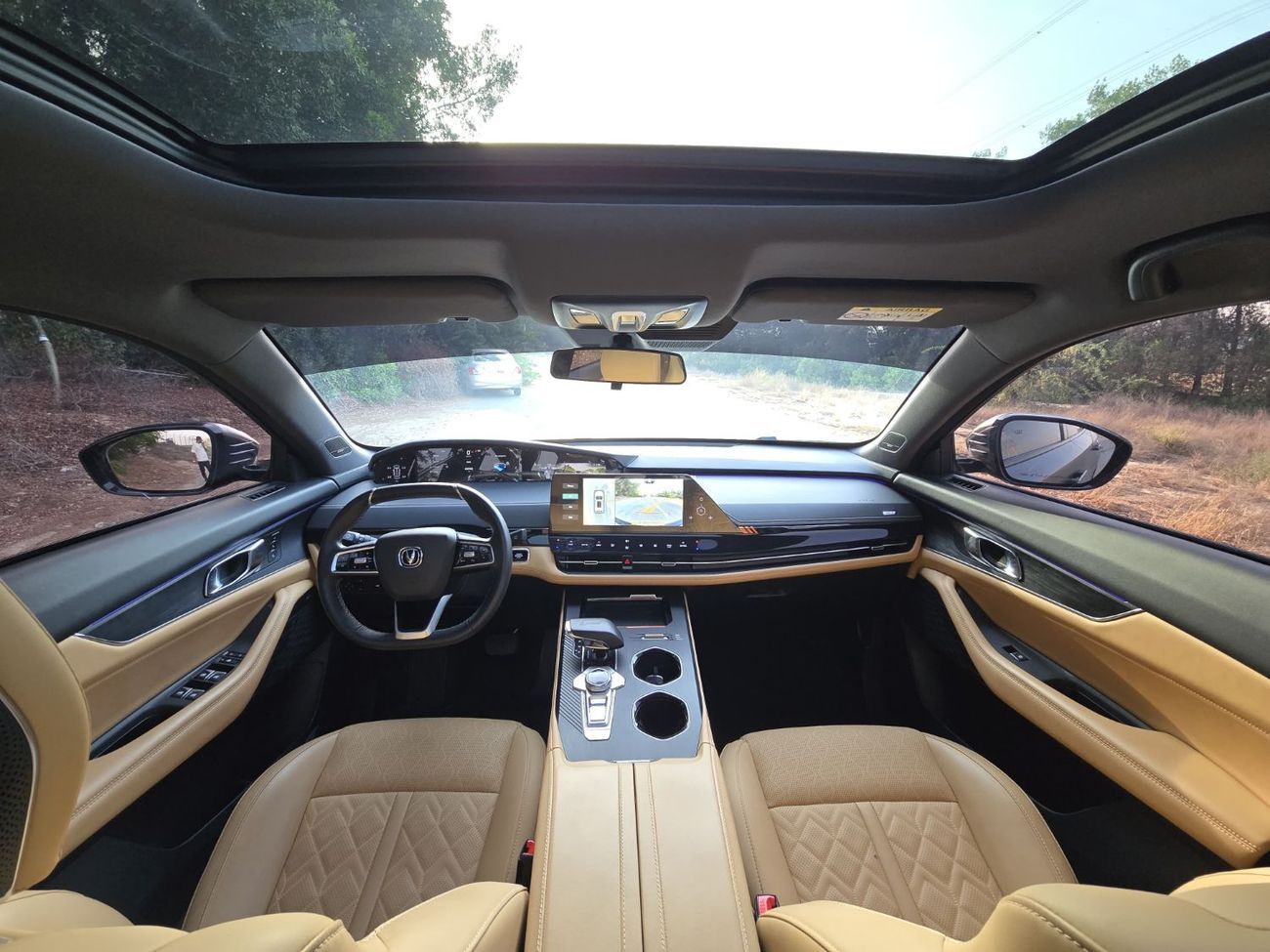 Changan Uni K 2.0T Elite CHANGAN UNI-K 2024 GCC ORGINAL PAINT // FULL OPITION // PERFECT CONDITION