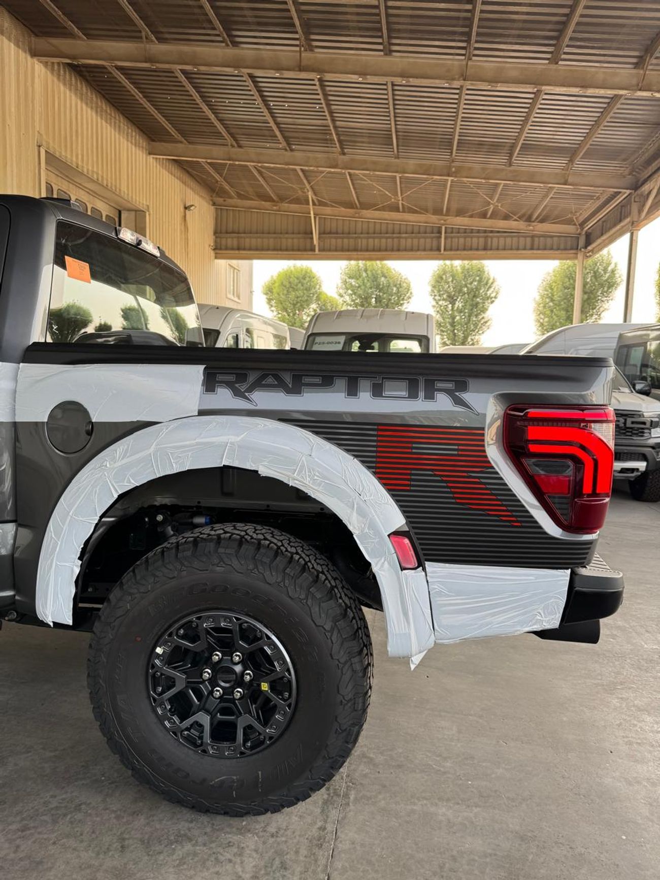 Ford F 150 Raptor-R 5.2 L Supercharged V8 (Export Price)