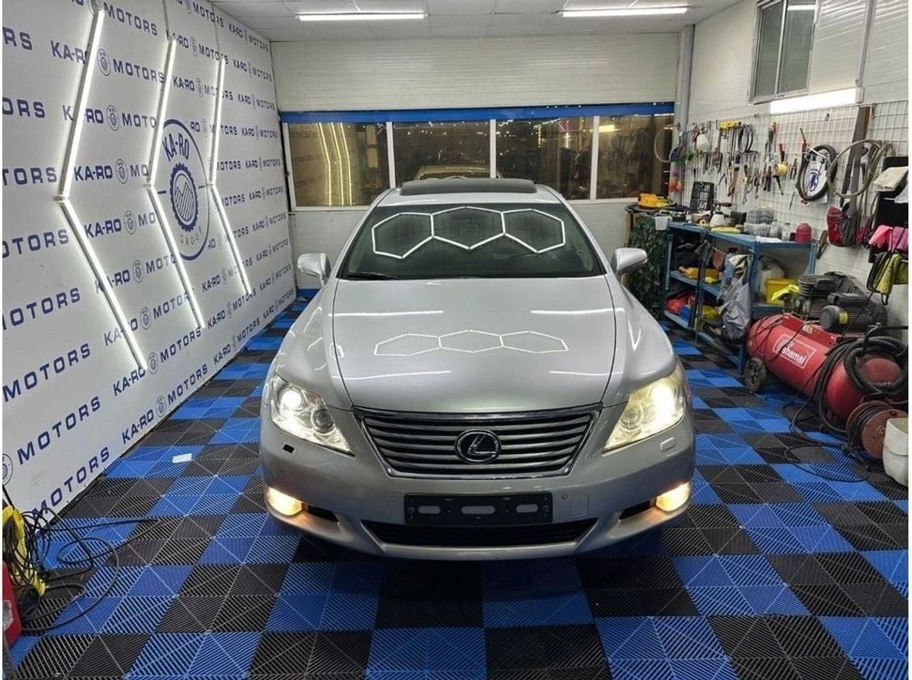 Lexus LS460 Platinum LWB 4st 4.6L