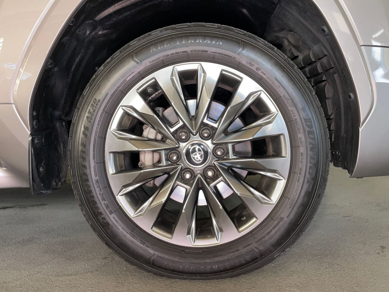 Toyota Land Cruiser 2022 VXR | AED 3267/Month | 0 DP | 30 Day Return | Warranty | Service History