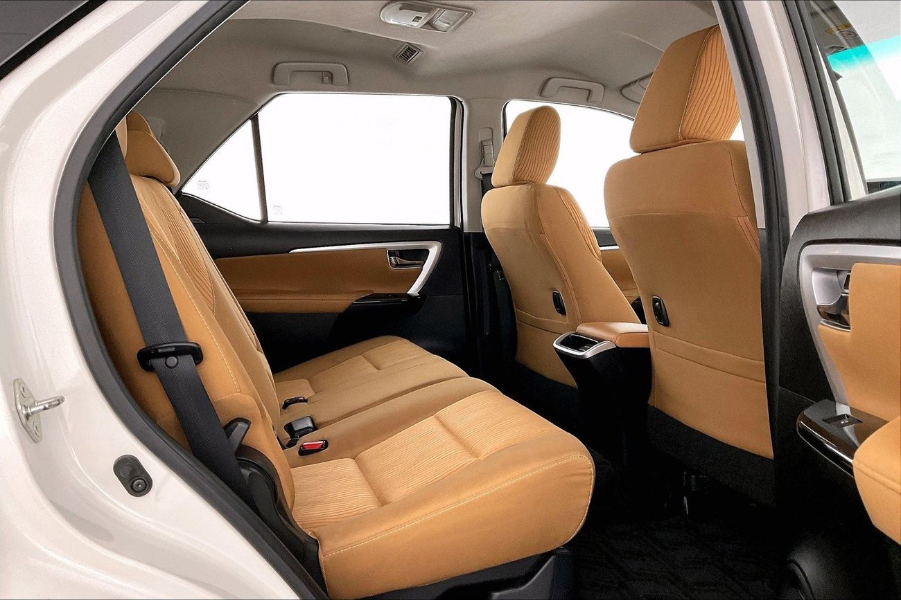 Toyota Fortuner GXR| 1 year free warranty | Exclusive Eid offer