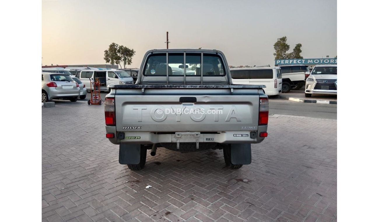 Toyota Hilux TOYOTA HILUX PICK UP RIGHT HAND DRIVE (PM1452)
