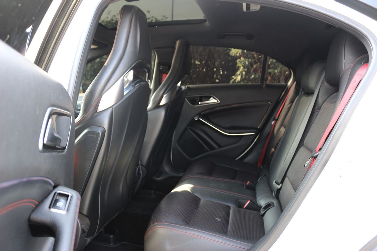 Mercedes Benz A45 MERCEDES A45 AMG MODEL 2014 FULL OPTIONS GULF SPACE