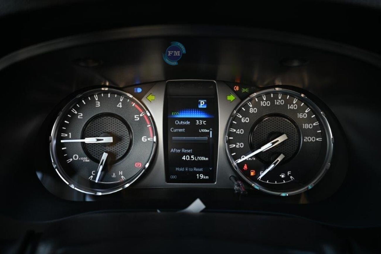 Toyota Hilux Double Cab 2.4L Diesel Automatic