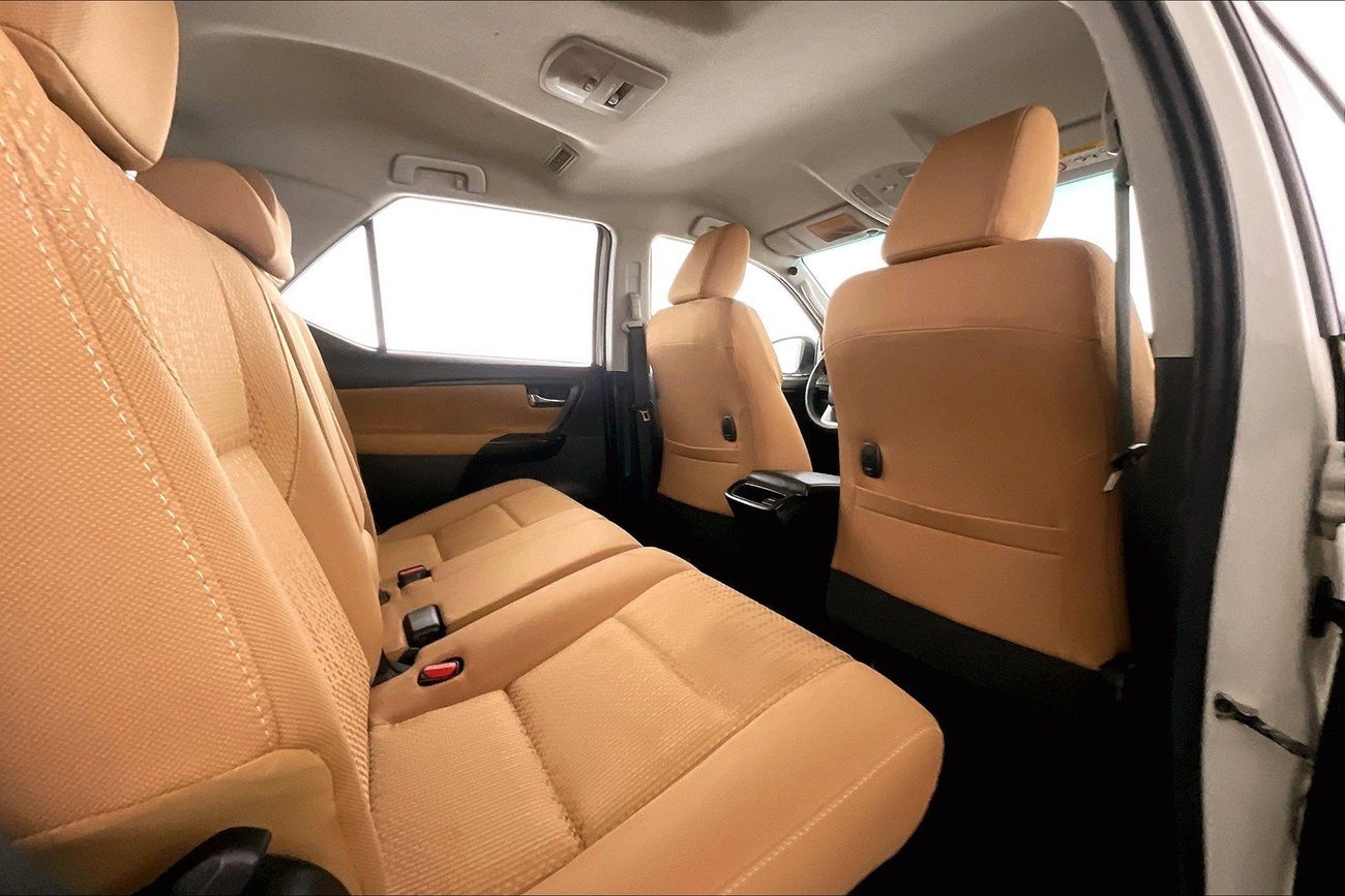 تويوتا فورتونر EXR | شامل الضمان | 0 ﺪﻔﻋﺓ ﺃﻮﻟﻯ