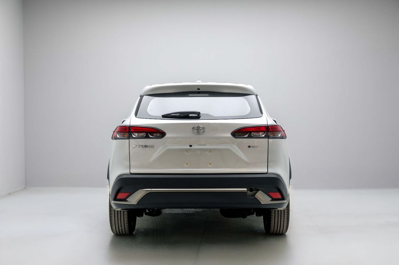 Toyota Frontlander Luxury Edition 2.0L - White Inside Black | Export Only