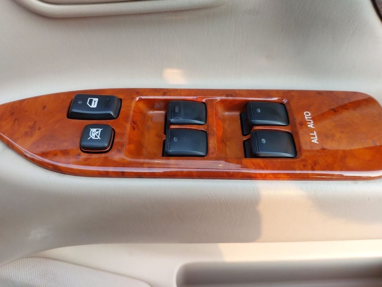 Toyota Land Cruiser TOYOTA LAND CRUISER SUV RHD 2006 MODEL 4.7 L PETROL AUTOMATIC(PM58053)