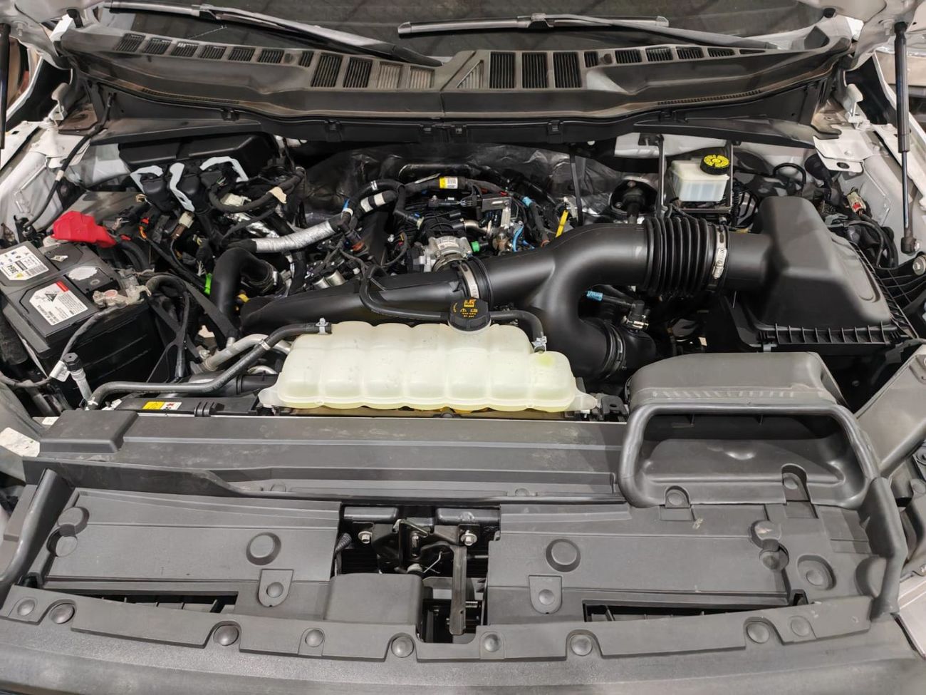 فورد F 150 XLT 3.5L (5 Seater)