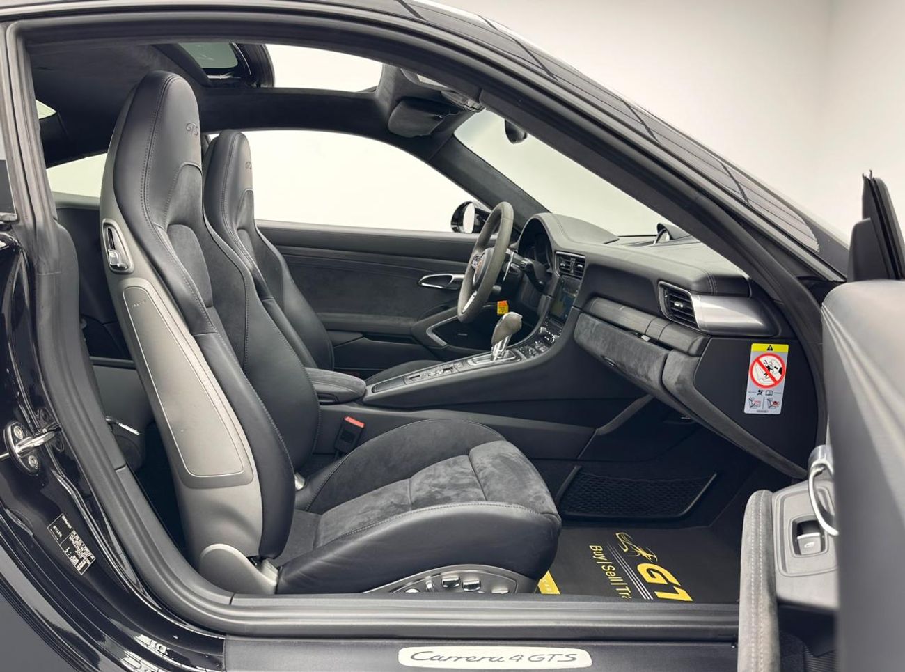 بورش 911 2018 Porsche 911 Carrera 4 GTS, Full Service History, Excellent Condition