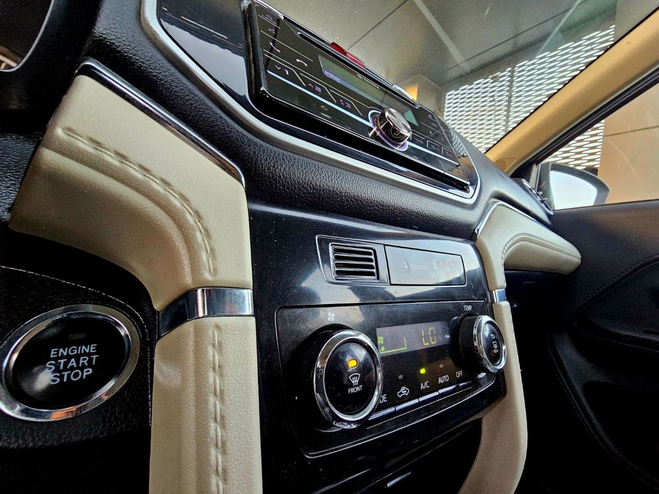 تويوتا راش EX/ PASSENGER 7 SEATS/ LOW MILEAGE