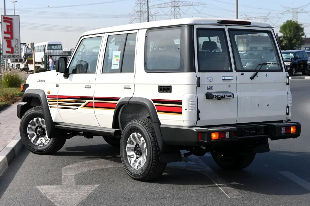 Toyota Land Cruiser 70 LC 76 AT || 4.0 || LXZ || 2026