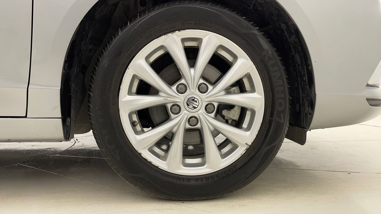 أم جي 5 STD 1.5 | بدون دفعة مقدمة | اختبار القيادة في المنزل