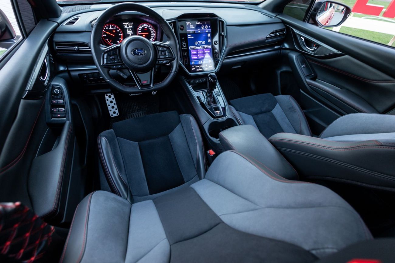 سوبارو امبريزا WRX