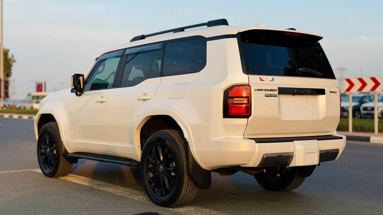 تويوتا برادو KAKADU | BRAND NEW CONDITION | 360 VIEW CAMERA | ELECTRIC HEATED & MEMORY SEATS | AT | PANORAMIC SUN