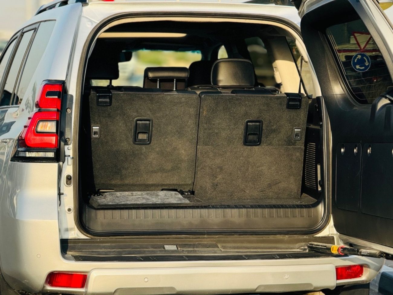 تويوتا برادو Land Cruiser prado 2019 diesel RHD full option