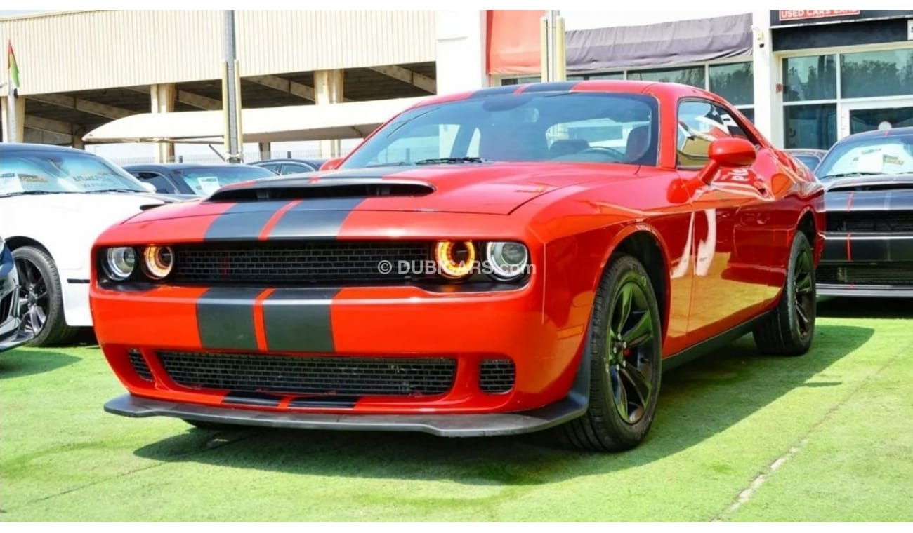 Dodge Challenger Challenger SXT V6 3.6L 2018/ Original AirBags/ SRT Kit/Leather Interior/Excellent Condition