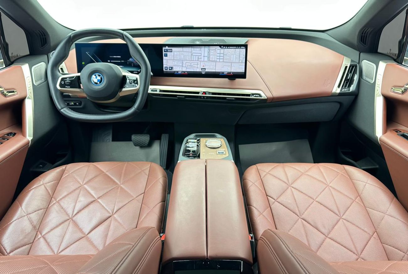 BMW iX 2023 BMW iX xDrive40i, BMW Warranty + Service Contract, BMW Full Service History, GCC