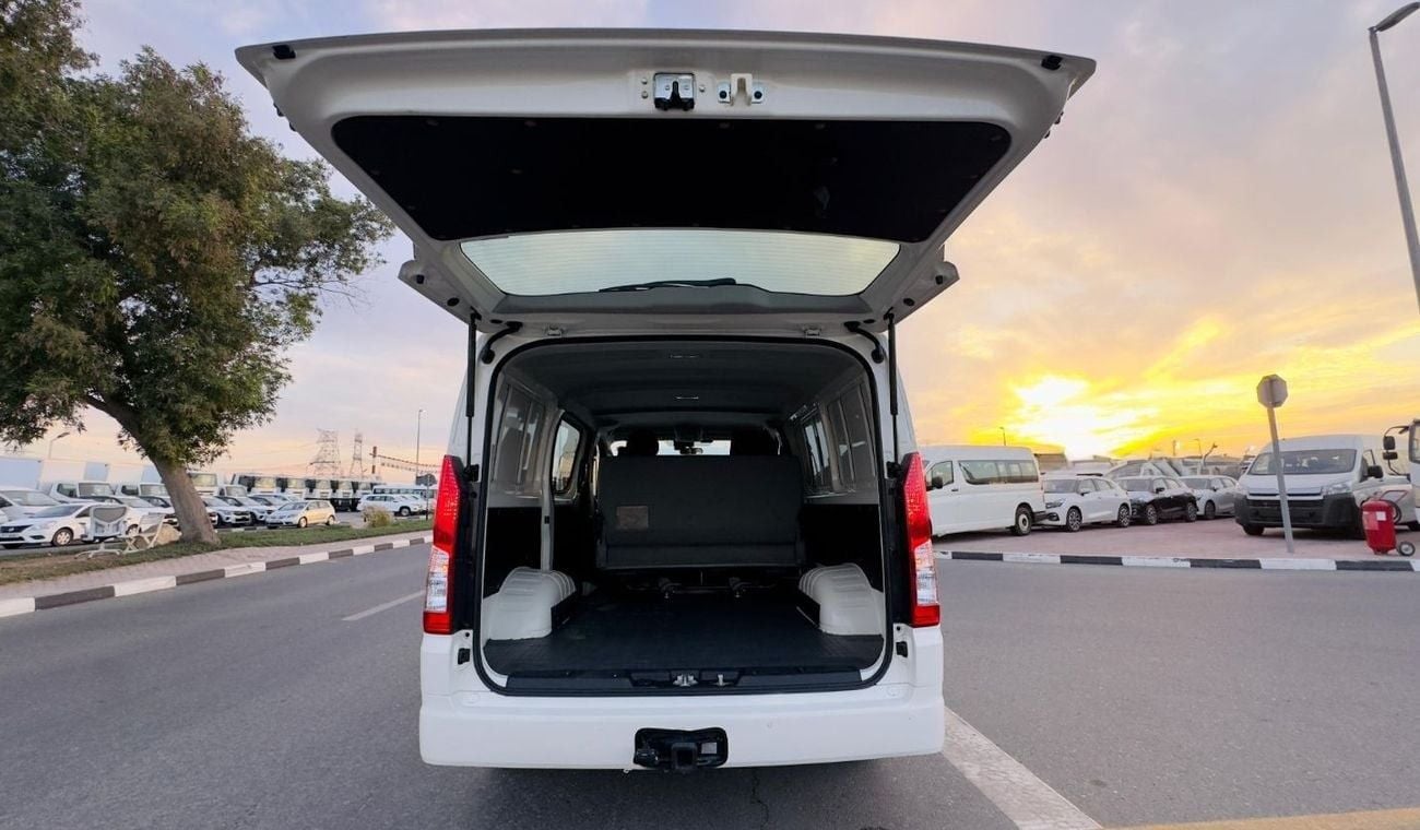 تويوتا هاياس PREMIUM CONDITION | 2.8L DIESEL ENGINE | REAR VIEW CAMERA | RHD