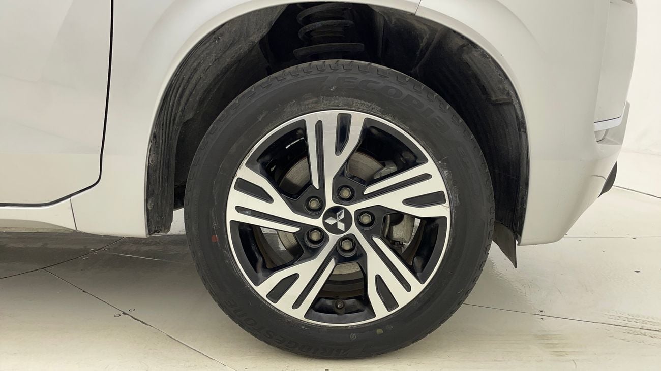 ميتسوبيشي إكسباندر MIDLINE 1.5 | بدون دفعة مقدمة | اختبار القيادة في المنزل