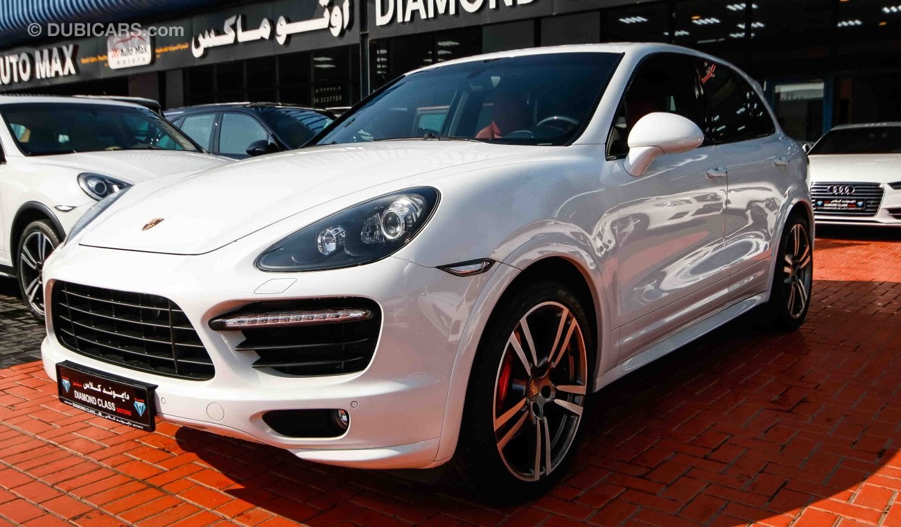 Porsche Cayenne GTS