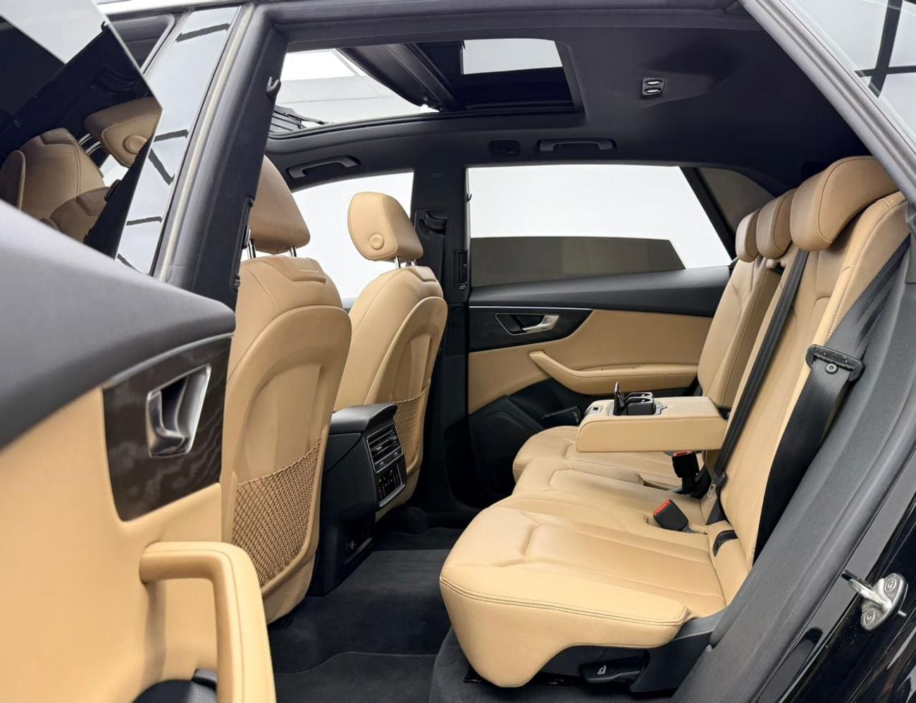 Audi Q8 2023 Audi Q8 55TFSI Quattro, 2028 Audi Warranty, Full Audi Service History, Excellent Condition, GCC