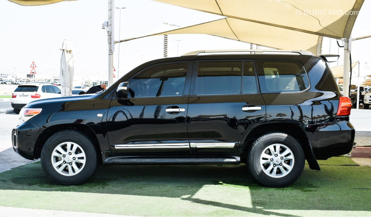 Toyota Land Cruiser GXR V6