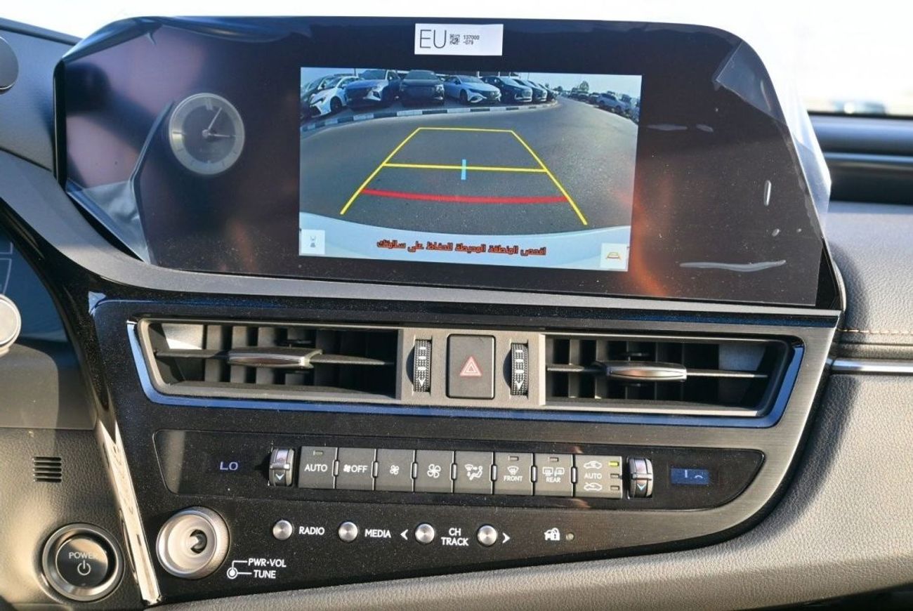 Lexus ES 300 LEXUS ES 300 HYBRID 2.5L MODEL 2024 GCC